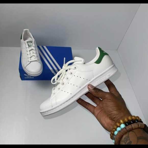 Adidas Stan Smith - Picture 1 of 2